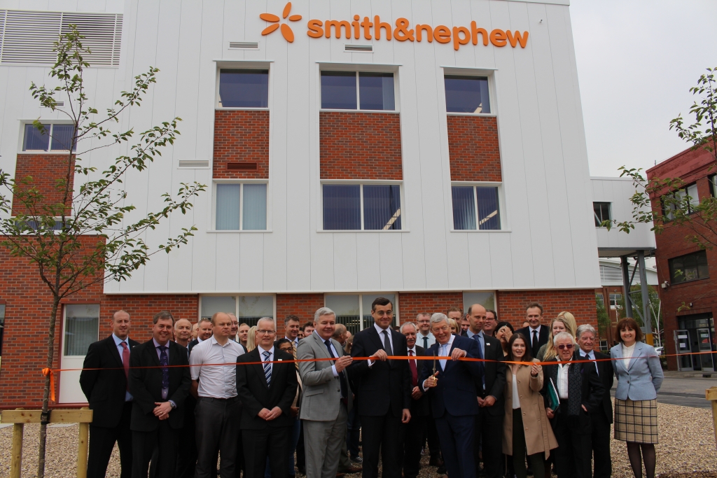 Smith & Nephew Opens £8 Million State-of-the-art R&D Centre | Zenoot