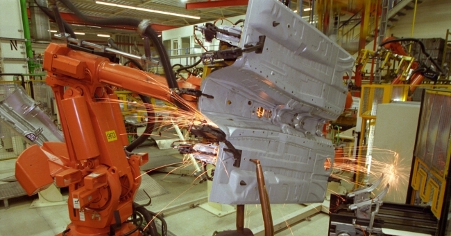 UK commercial vehicle manufacturing sees continued growth Zenoot