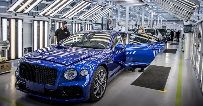 Bentley Motors To Invest £2.5bn & Produce New Electric Cars In Crewe ...