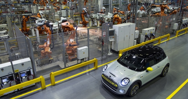 Mini Electric Hits Production Milestone At Oxford Plant 